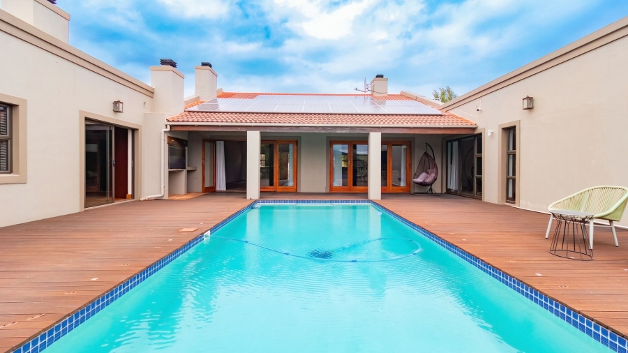 6 Bedroom Property for Sale in Tre Donne Estate Western Cape